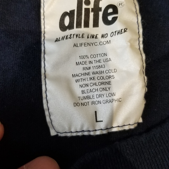 Alife sweater, Mens size large - Picture 3 of 5